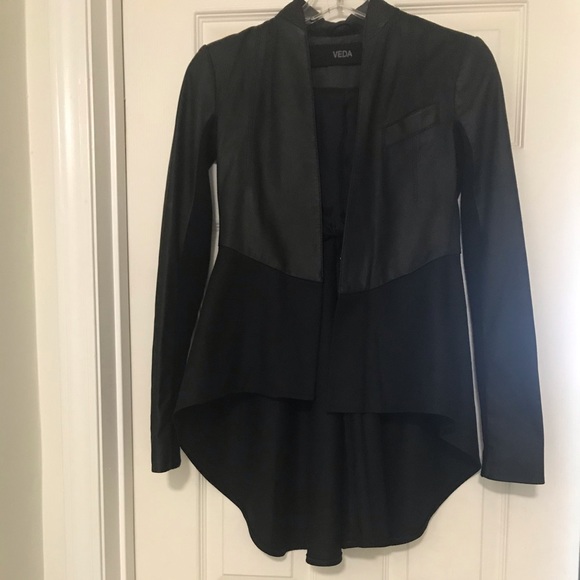 Veda leather high-low Jacket - Picture 5 of 16